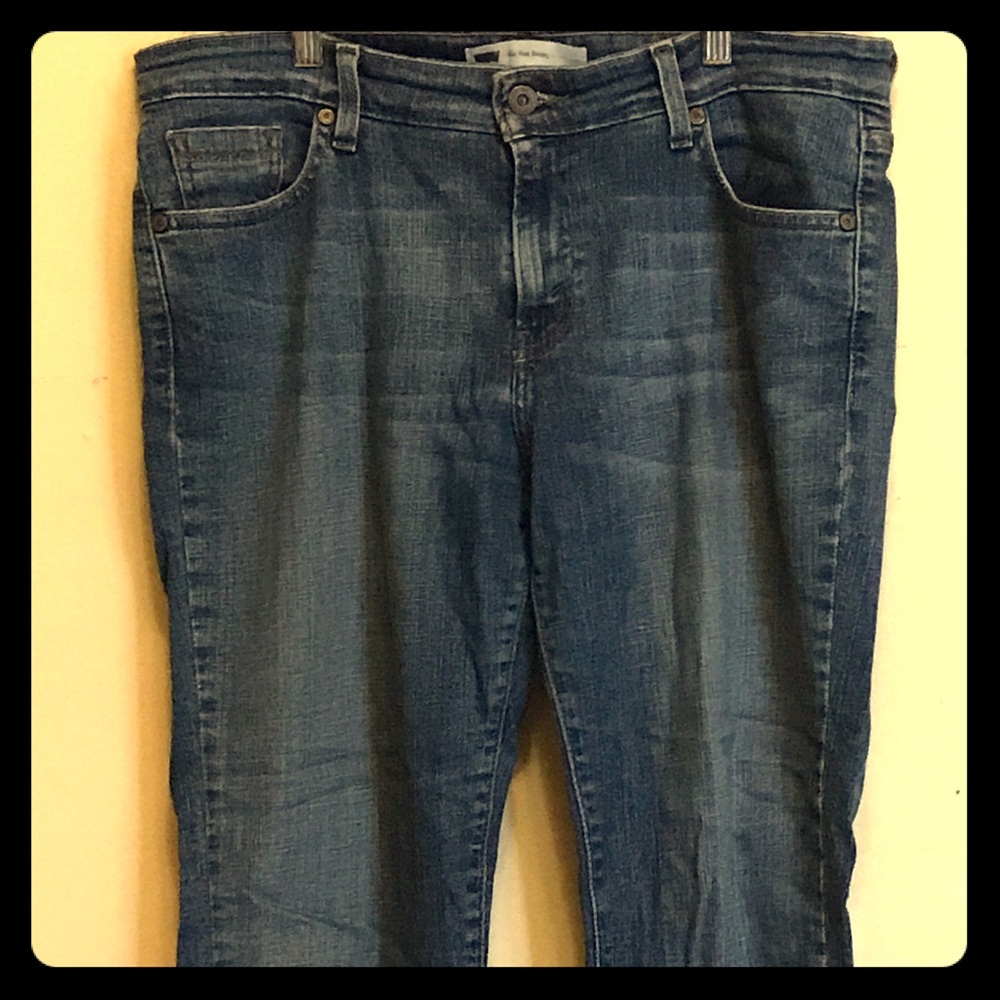 Women’s Levi Mid Rise Skinny Jeans